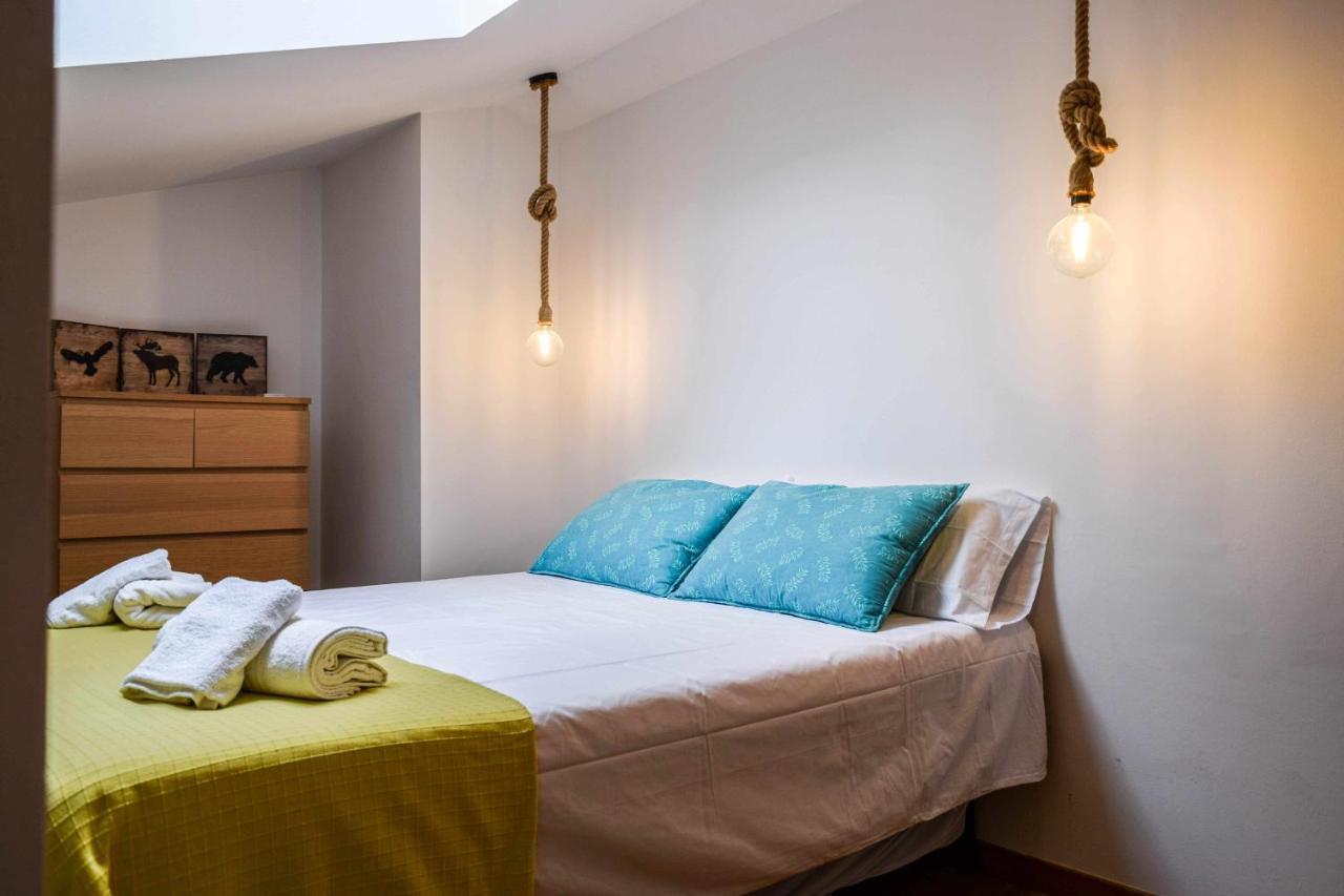Loft Besalu Alojamiento Centrico Y Acogedor Buitenkant foto
