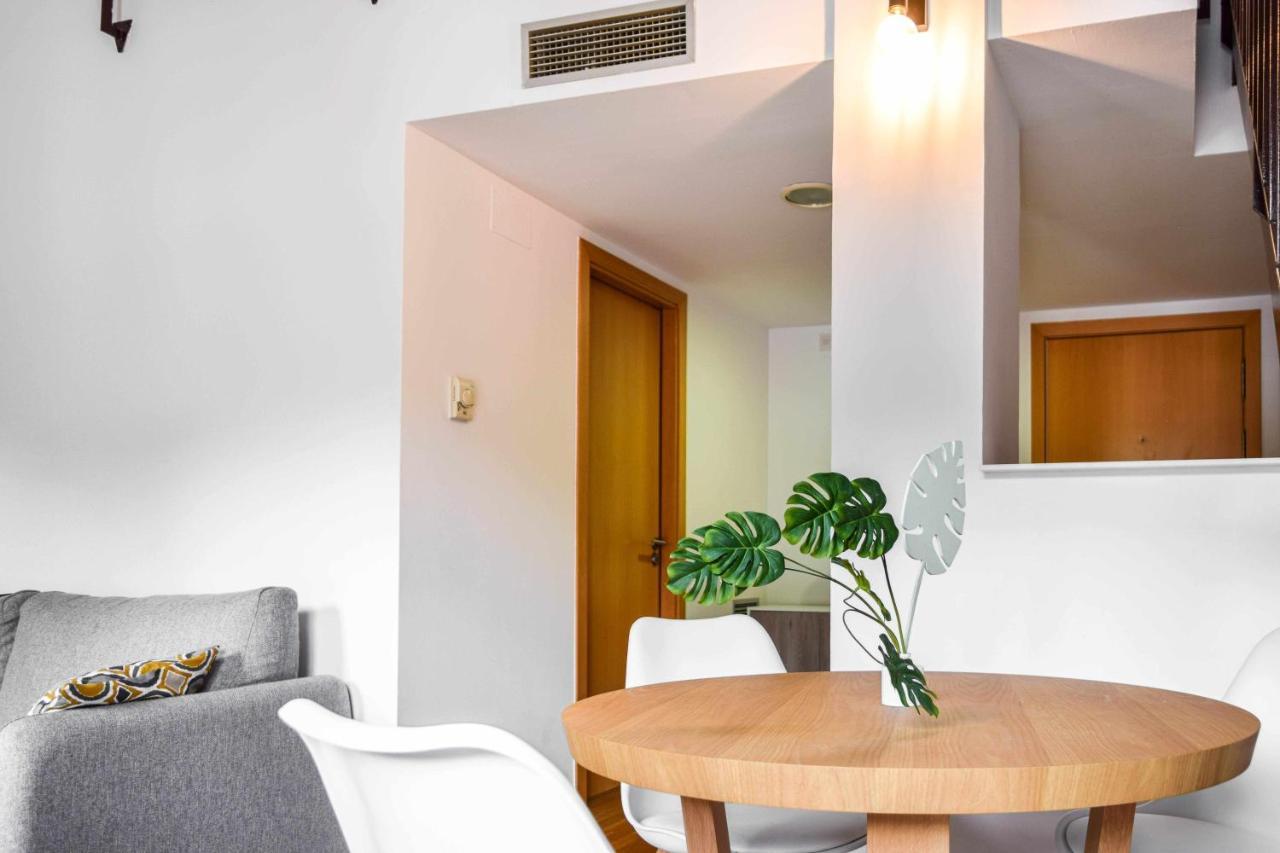 Loft Besalu Alojamiento Centrico Y Acogedor Buitenkant foto
